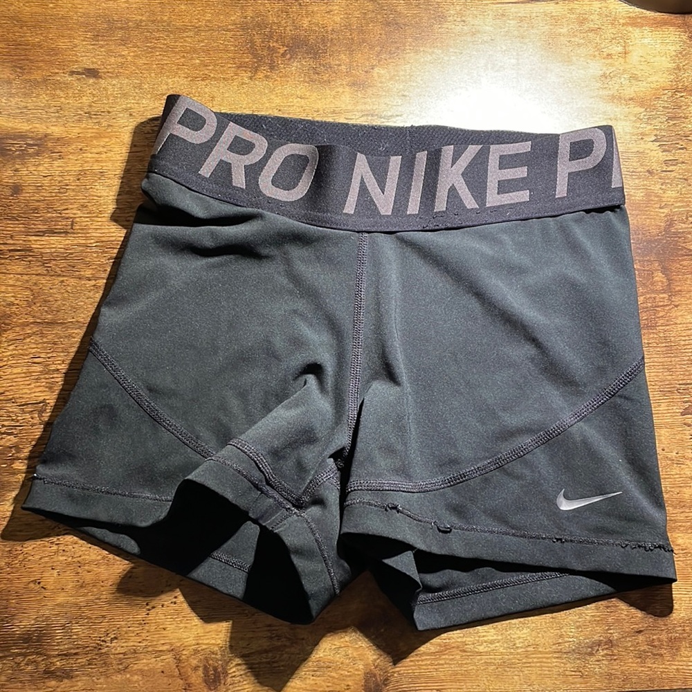 Nike spandex